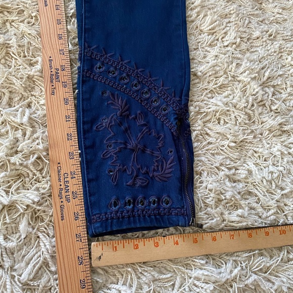 NWT tribal jeans ankle jeggings embroidery, women’s size 8 - Picture 13 of 16